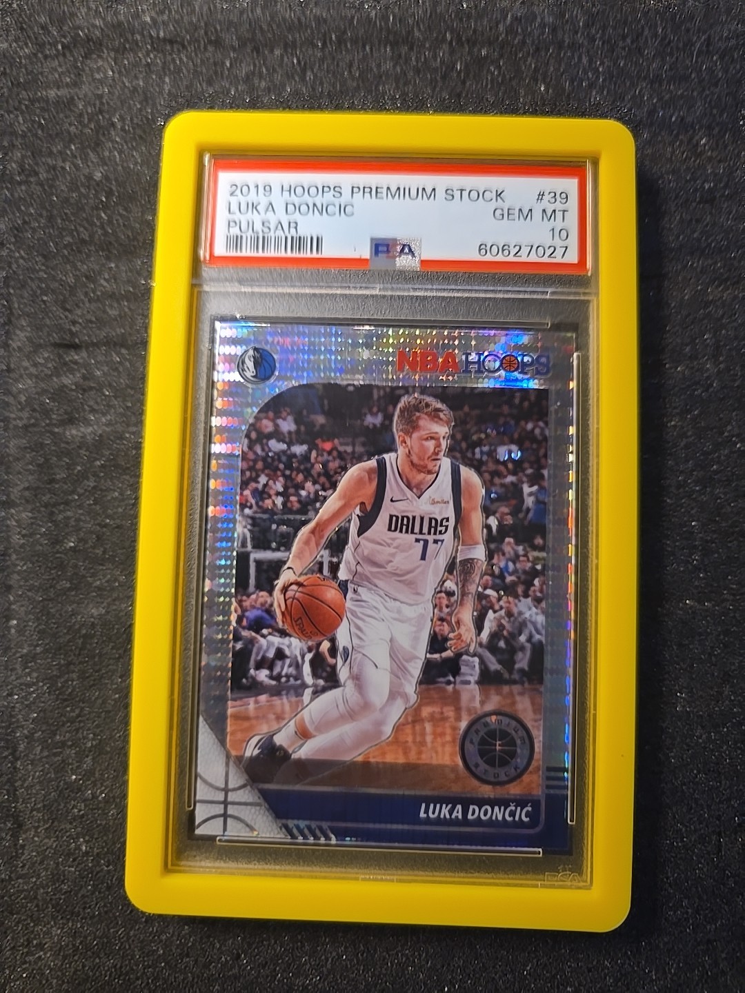 2019 Hoops Premium- Luka Doncic pulsar - psa 10 view 3