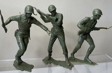 Lot Of 3 Vintage 1960s Toy Soldiers Green US Army Men lot 6" WW2 USMC Marx