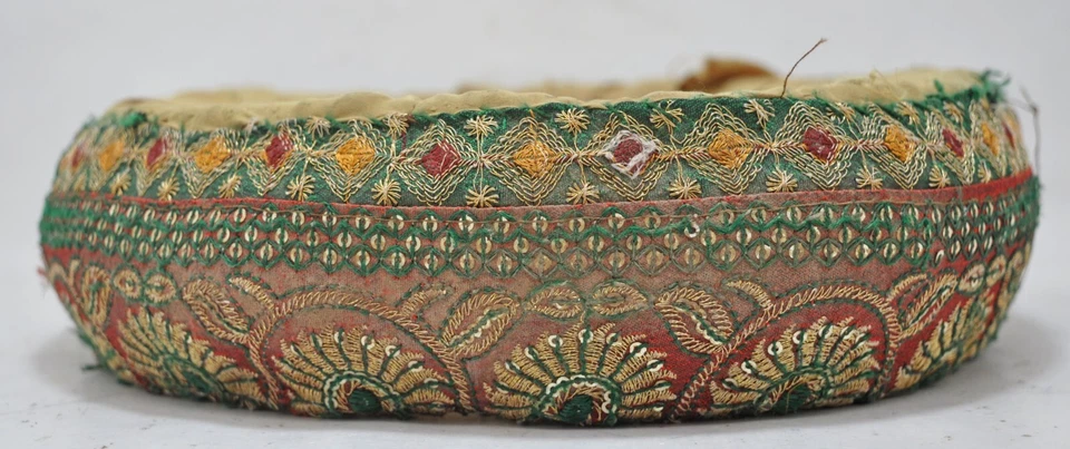 Antiguo soporte para maceta anillo redondo de tela original cuentas antiguas hechas a mano trabajo Foto 4 de 4