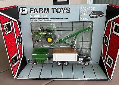 Ertl 5566 1:64 John Deere Farm Toys Grain Set