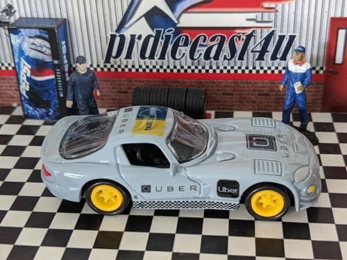 JOHNNY LIGHTNING 1998 DODGE VIPER CUSTOM UBER TAXI LOOSE 1/64 SCALE - Picture 4 of 7