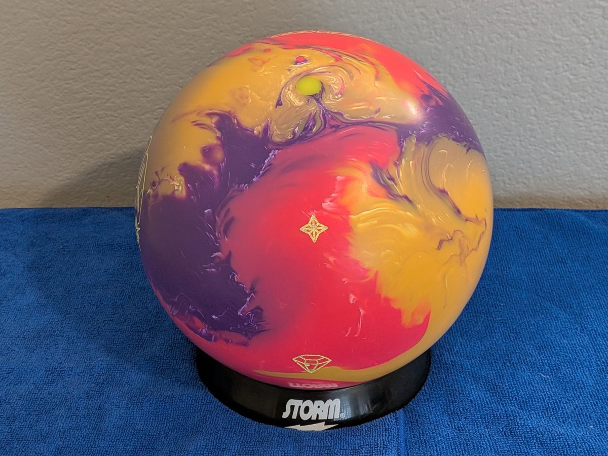 15lb Roto Grip GEM Original Bowling Ball NIB Undrilled MicroTrax