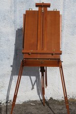 Chevalet en bois style français. Combinaisons - Boîte à douilles, chevalet, porte-toile.
