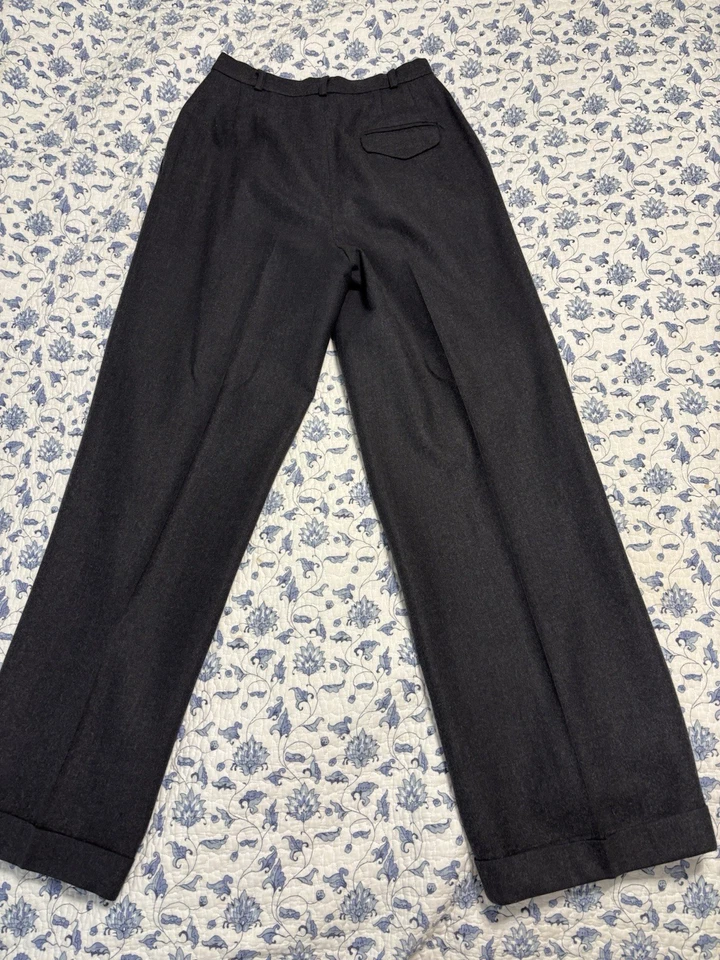 Calça social Brooks Brothers feminina carvão cinza escuro lã tamanho 6 - Imagem 2 de 4