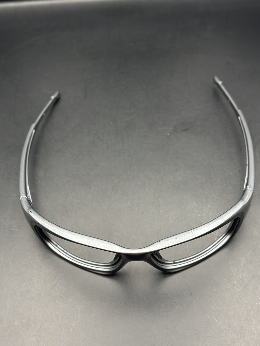 Oakley New Valve Silver Frame (Icons Included) View 2
