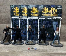 Vintage 1999 Buffy the Vampire Slayer Action Figure Lot of 5 Loose Figurines