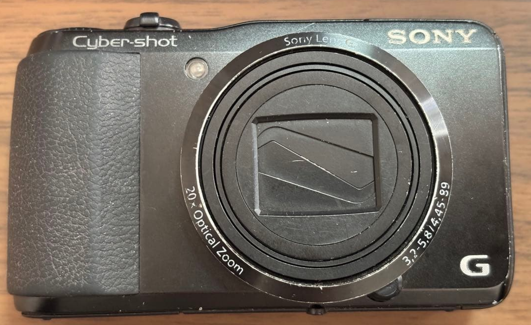 SONY Cyber-shot DSC-HX30V デジタルカメラ ブラック DSC-HX30V 特長 : Wi-Fi機能 | デジタルスチルカメラ Cyber-shot