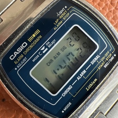 Vintage Men's Casio 830S 41 Steel Original Band Japan LCD Running