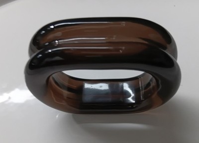 Moderner rauchbrauner Lucite Harz Armreif Armband breit minimalistisch Statement Manschette