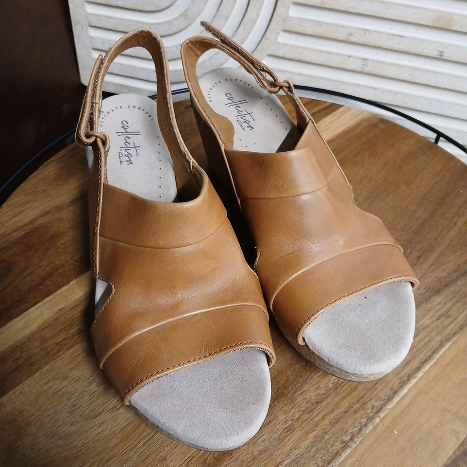 Clarks Collection Women's Annadel Ivory Wedge Sandals 10 Foto 3 de 4