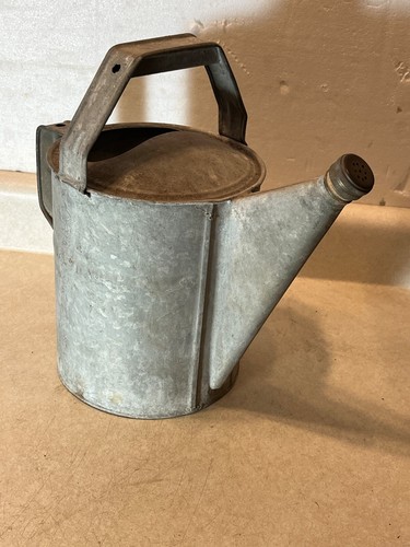 Vtg Galvanized Watering Can 6 Quarts Garden Plant Sprinkler Farmhouse Decor Old - Picture 7 of 11