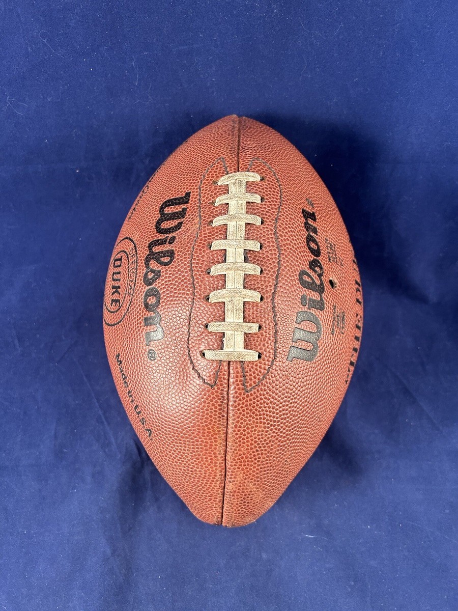 記念グッズ Wilson NFL AUTHENTIC GAME BALL THE DUKE Amazon.com: Wilson “The Duke” NFL Official Authentic Leather