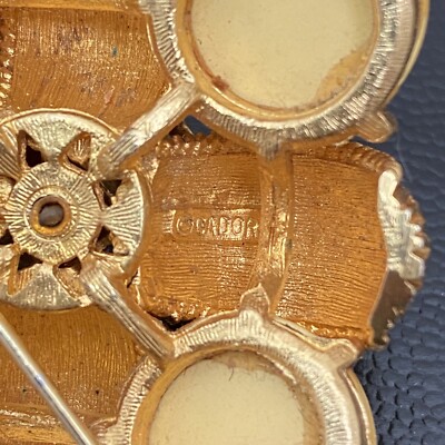 Vintage CADORO Signed Gold Tone Yellow Bakelite Cabochon Diamond