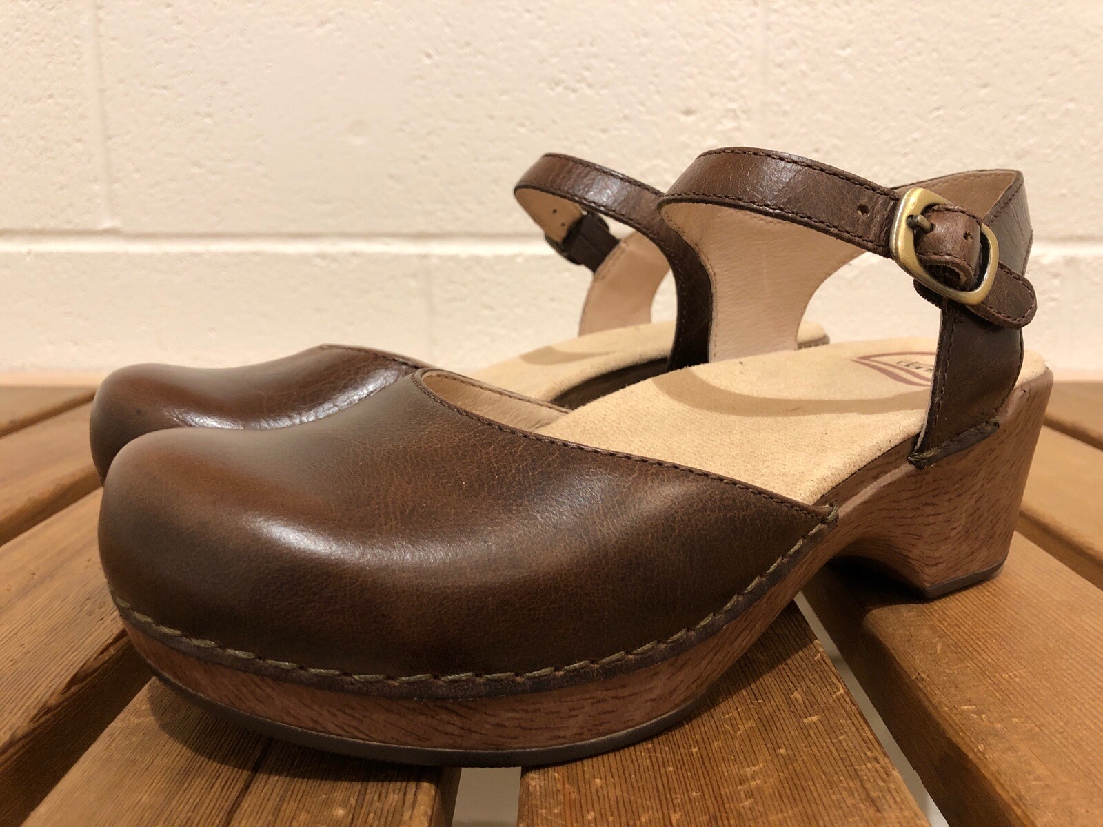 dansko sam teak