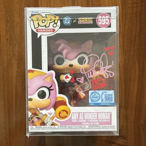 Funko! DC x Sonic - Amy as Wonder Woman, #595 MAS Cert Signed by Lisa Ortiz