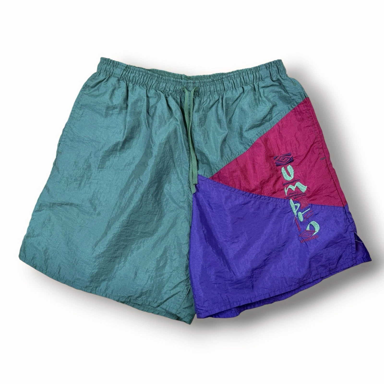 Vintage 90s Umbro Nylon Checkered Shorts Track Soccer Running Men’s Size Large