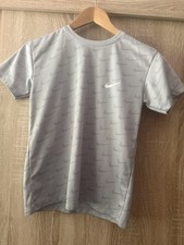 Nike Boys' Tracksuit Size 164