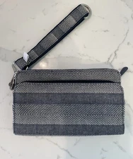 Thirty-One All About the Benjamins Wallet Gray Woven Fabric Clutch Wristlet Zip
