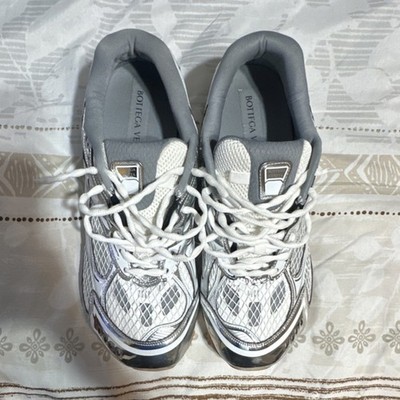 Bottega Veneta Men's Low Top Lace Up Athletic Sneaker White Gray Geometric