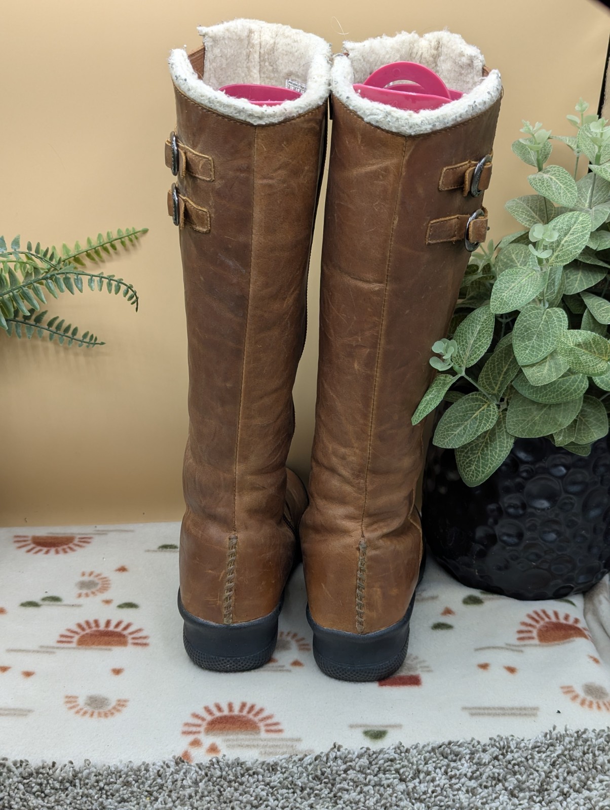 Stivali alti Keen Bern Baby Bern in pelle marrone da donna taglia 5 giovani 3 3 5