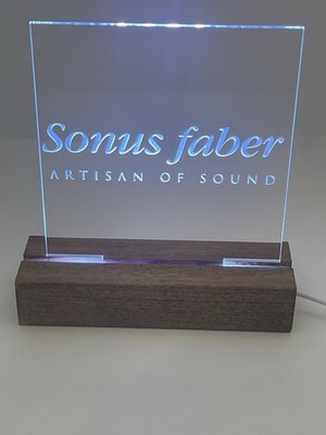 Sonus Faber  Speakers SONETTO III  Lumina ,concerto, Led Sign Audiophile