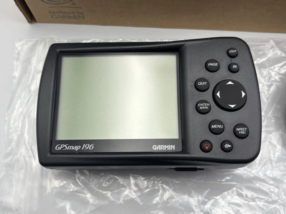 Garmin GPSMAP 196 Aviation Portable GPS Bundle & AutoMount Kit & Accessories - Image 2 of 4