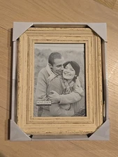 Malden International Designs picture frame distressed Faux wood finish 5" x 7"
