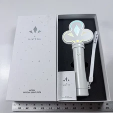 VICTON Official Light Stick K-Pop Concert Version 1 with Box & Strap EUC