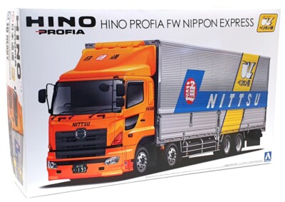 HINO PROFIA 1/32スケールモデル Hino Profia FW Nippon Express | HLJ.com