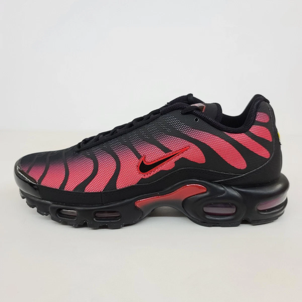 nike air max plus bred reflective