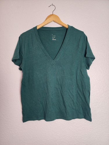 a new day Hunter Green V Neck Short Sleeve Tee NWT Size M