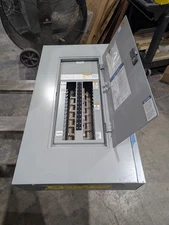 New EATON 225 AMP mlo 30 SPACES  Panel Panelboard 208V 120V 240V 225 PRL1x