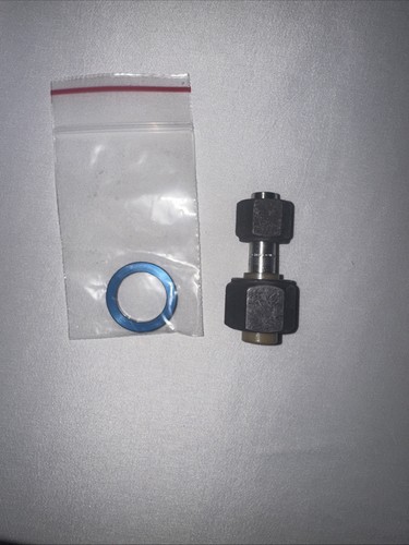 6-8 DELTA-316, 3/8"x1/2",Parker, Dielectric Union Adapter - A-LOK Series