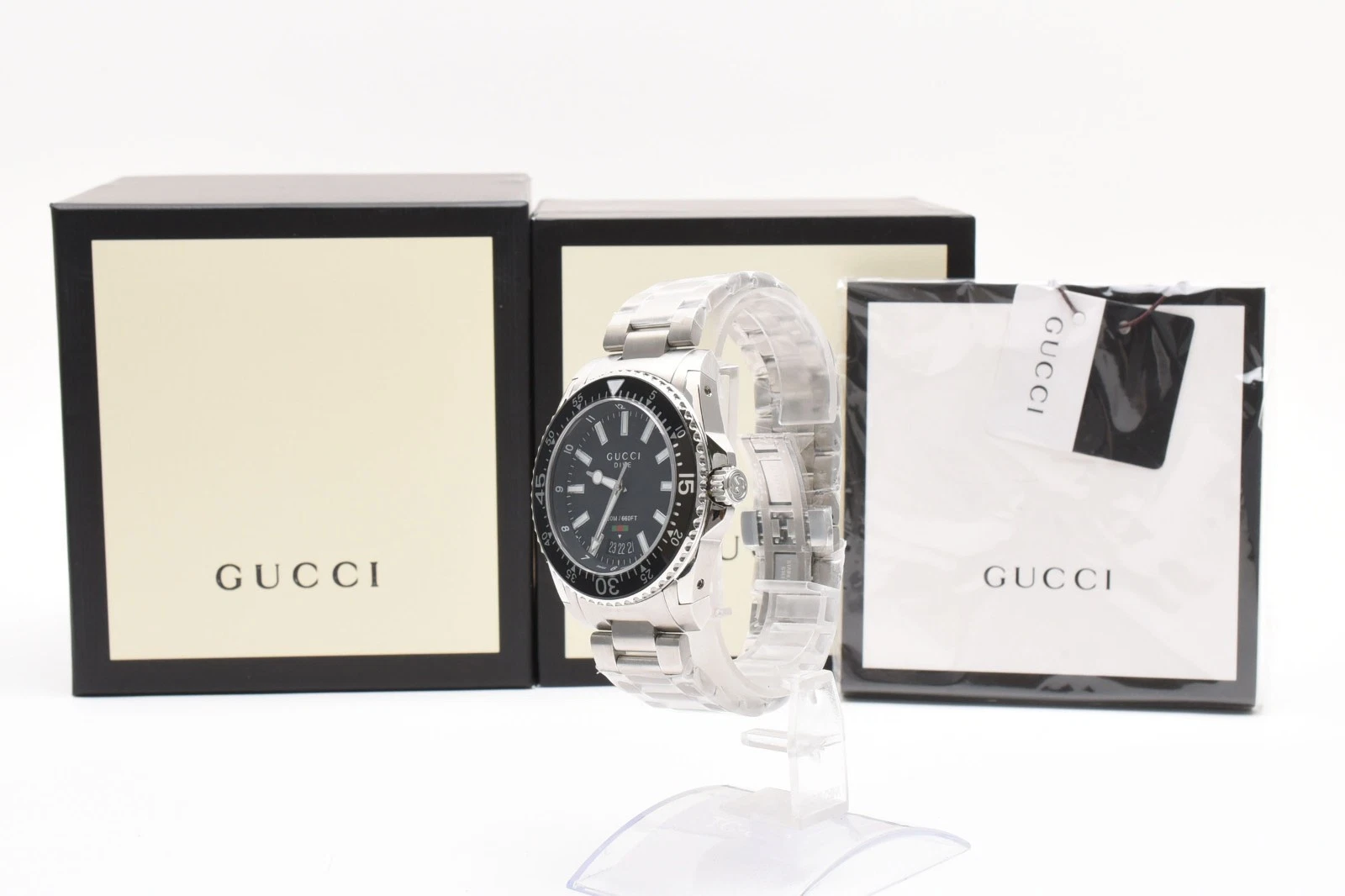 *TOP MINT con scatola* Orologio Uomo Gucci YA136301 Dive Quadrante Nero Acciaio Inox