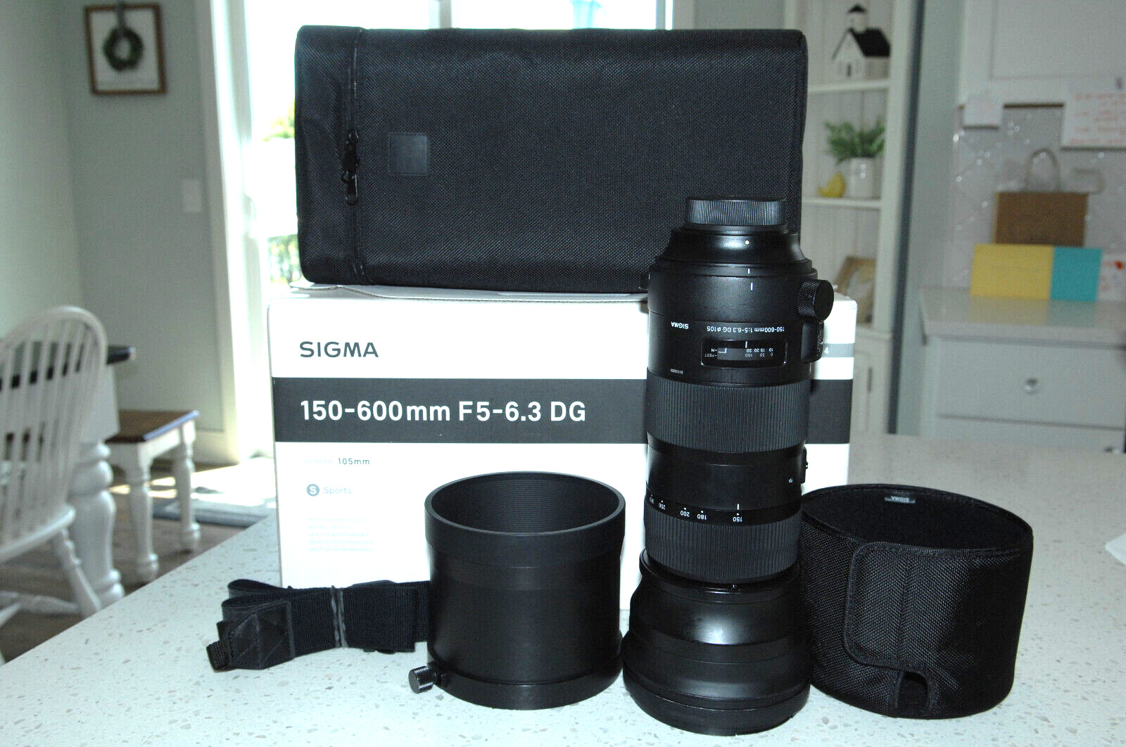 Sigma 150600mm f56.3 DG OS HSM Sports Lens for Nikon AF with Hood