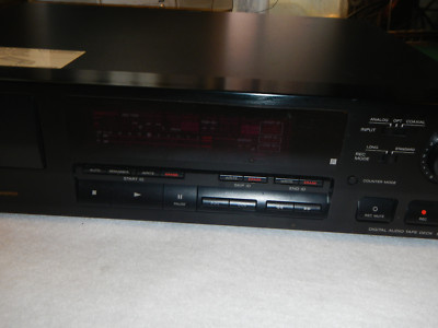 Enregistreur DAT Sony DTC-690 (fin 90s) + Lot De 20 Cassettes Neuves - Occasion