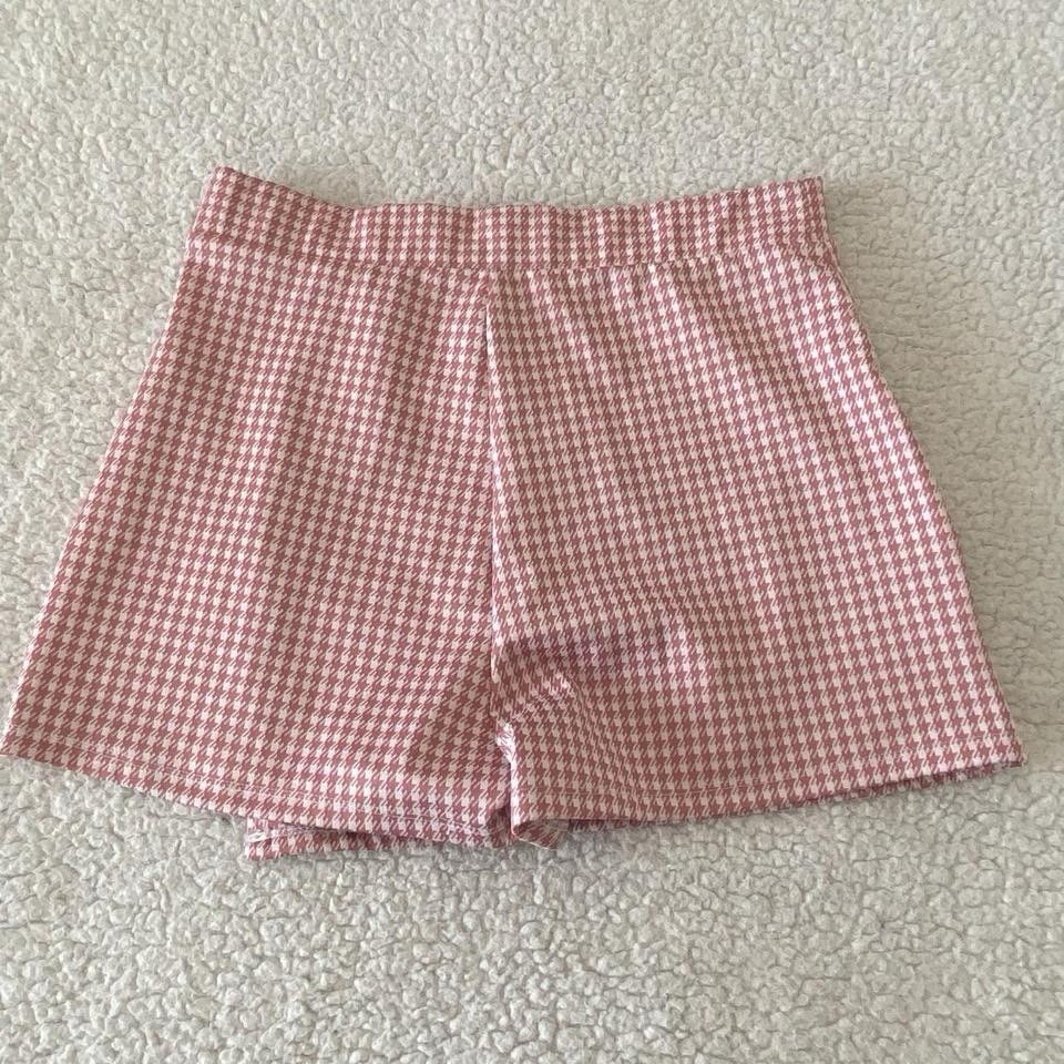 Iris pink and white houndstooth pattern skort! Pr… - image 4