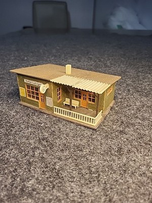 Faller HO 110091 Wayside Small Station Bahnhof Fully Assembled 