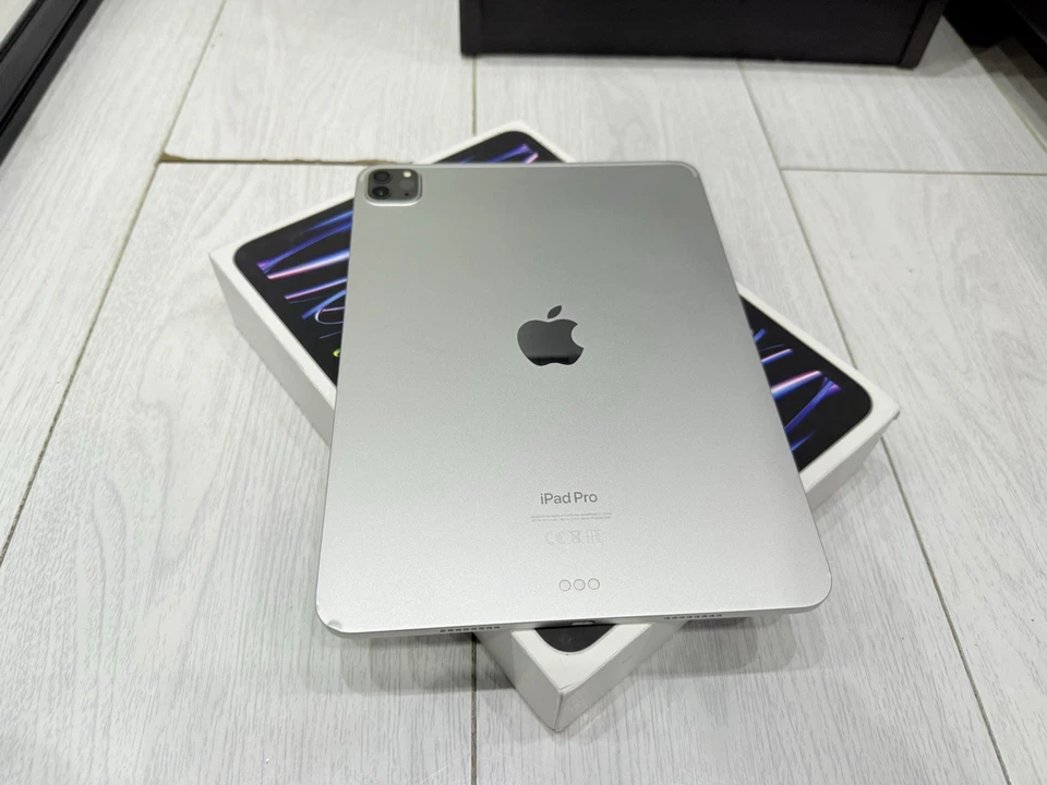 Apple iPad Pro 11-inch (4th generation) · 128GB · Wi-Fi, photo 4 of 5