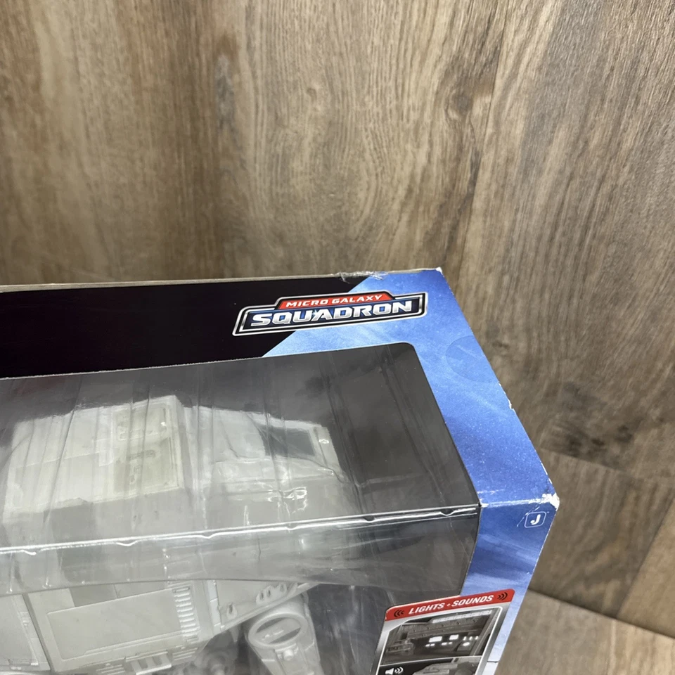 Star Wars Micro Galaxy Squadron AT AT Walker SERIE 2 Nueva Caja Dañada Foto 4 de 4