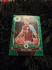 2021-22 Panini Prizm Premier League - Matej Vydra #73 H2 Green Mojo Prizm