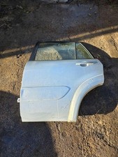 Porte arrière et accessoires Toyota RAV4 II