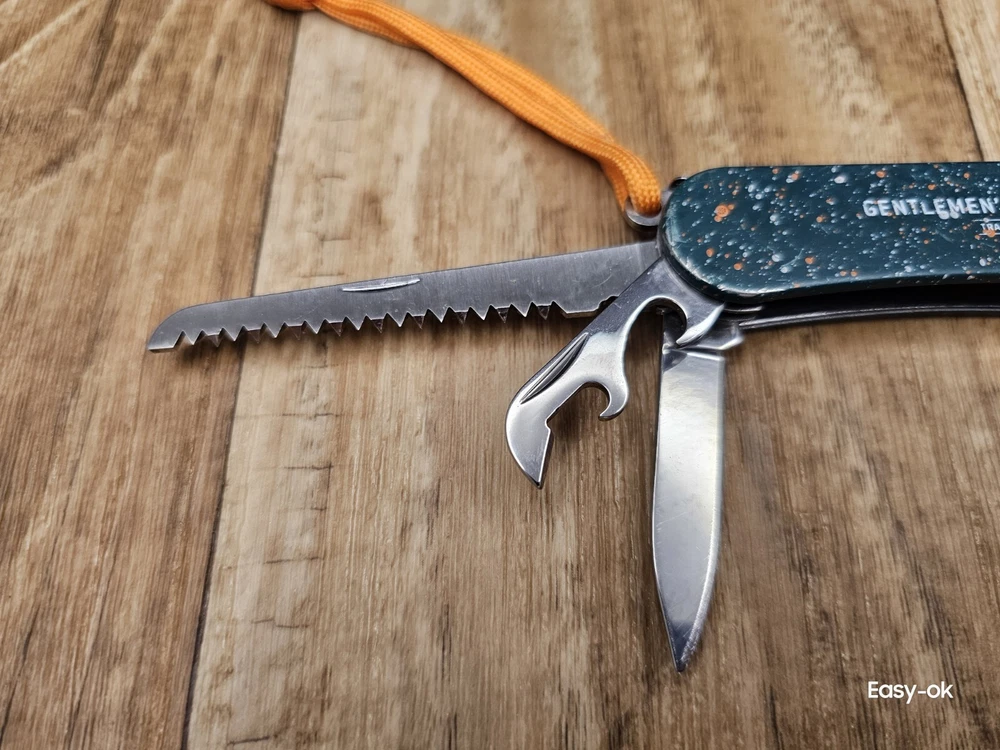 Multi-Tool / Camp Knife Fire Starter / 7 tools/ GENTLEMEN'S HARDWARE / 7222407