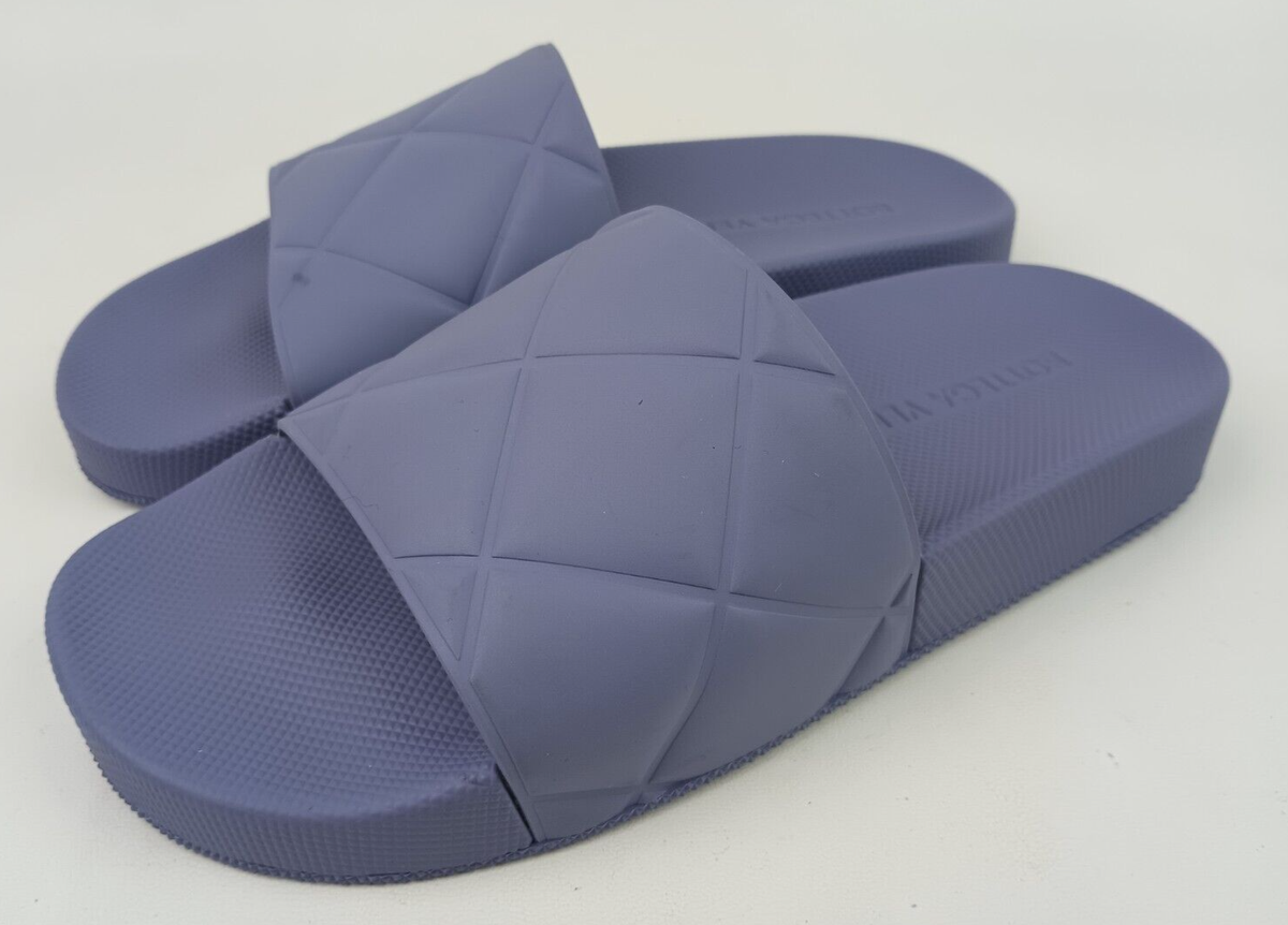 サンダル・ミュール BOTTEGA VENETA PATCH SLIDE SANDALS MAXI Bottega Veneta - Lido Metallic Pistachio Quilted Flat Slide