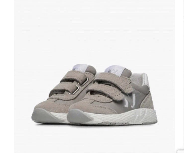 Nuevo en Caja NATURINO JESKO 2 VL. Zapatillas de gamuza y tejido técnico en gris paloma Foto 3 de 4