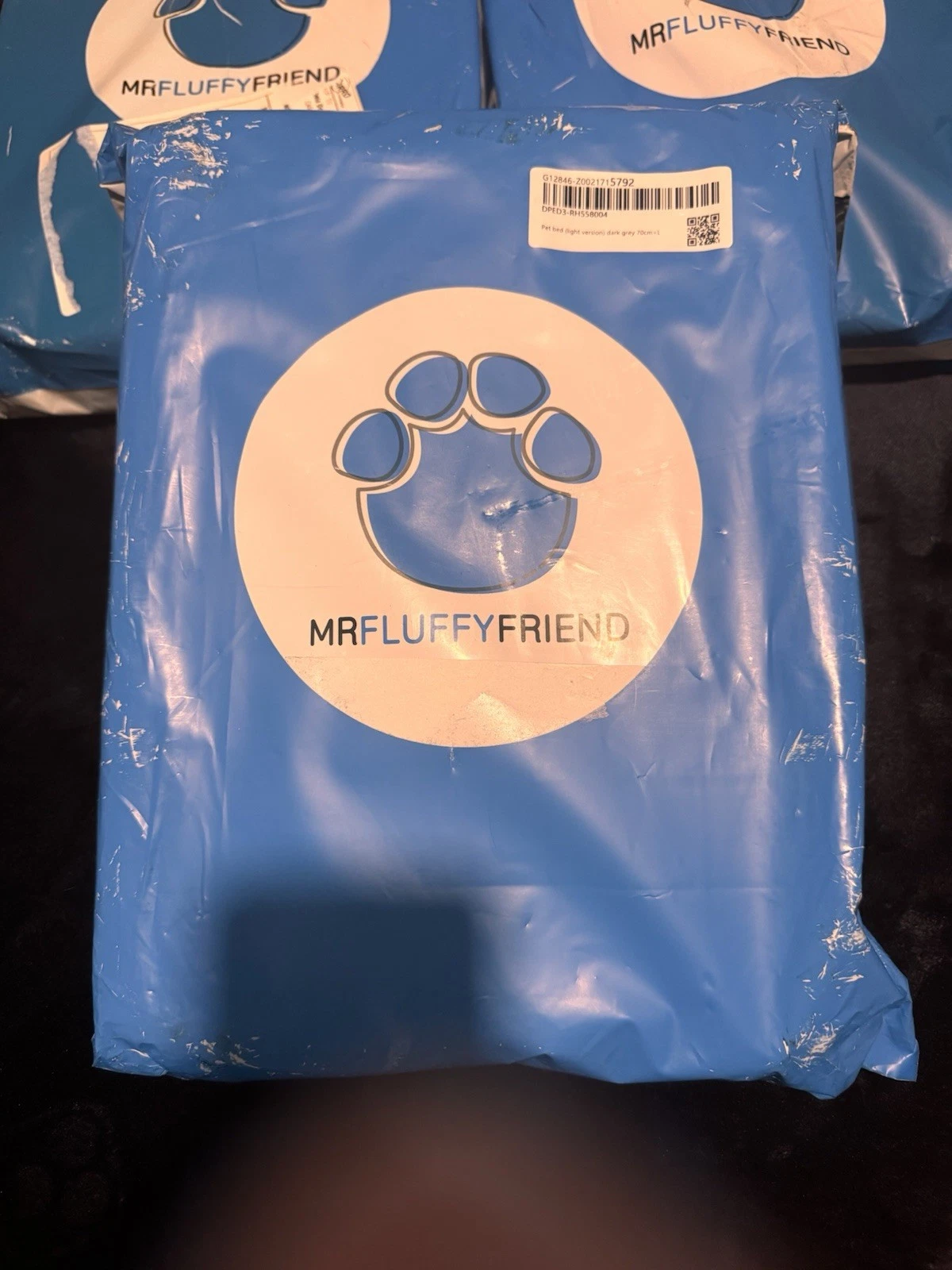 Mr Fluffy Friend Pet Bed Dark Gray L Light Version
Opens in a new window or tab