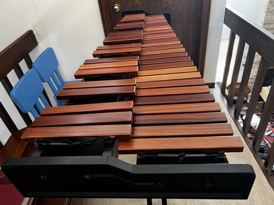 Mint Used Adams Academy 3.0 with cover, stand and mallets - Image 2 of 4