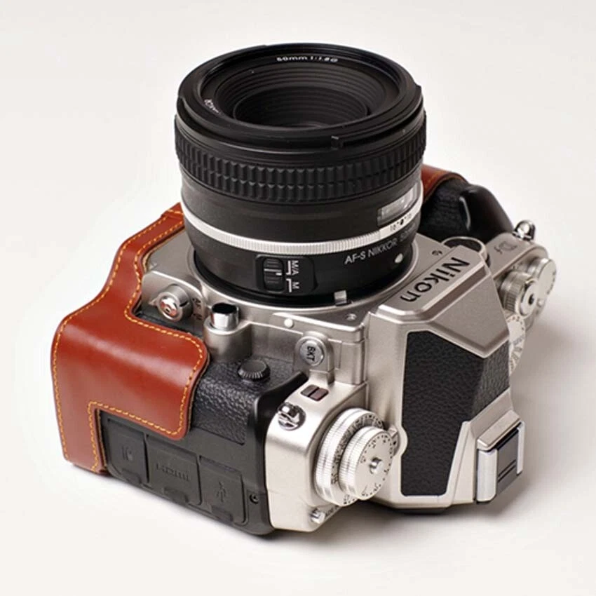 Estuche con media cámara de cuero genuino hecho a mano para Nikon DF Foto 4 de 4