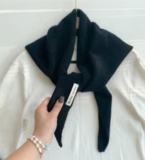 100% Wool Triangular Scarf 110 * 38Cm Knitted Warm Versatile Scarf