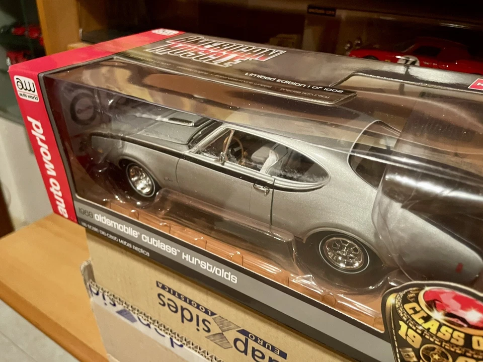 OLDSMOBILE CUTLASS HURST/OLDS 1968 1/18 - Immagine 3 di 4